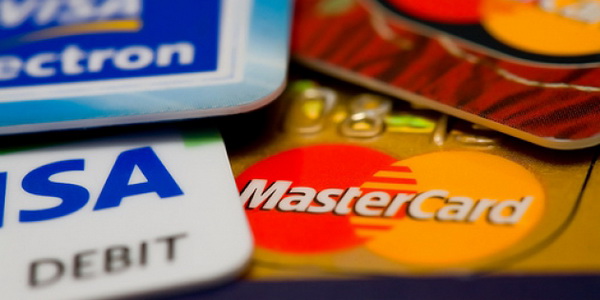 Зачем нужна дополнительная кредитная карта?